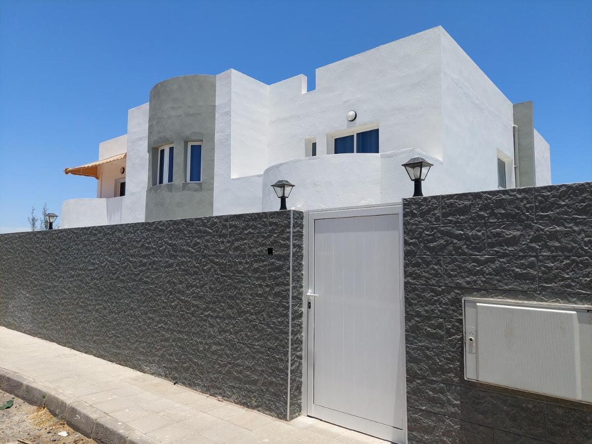 Arena Negra Apartment Tarajalejo Exterior photo